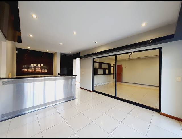 278M² OFFICE TO LET IN CARLSWALD
